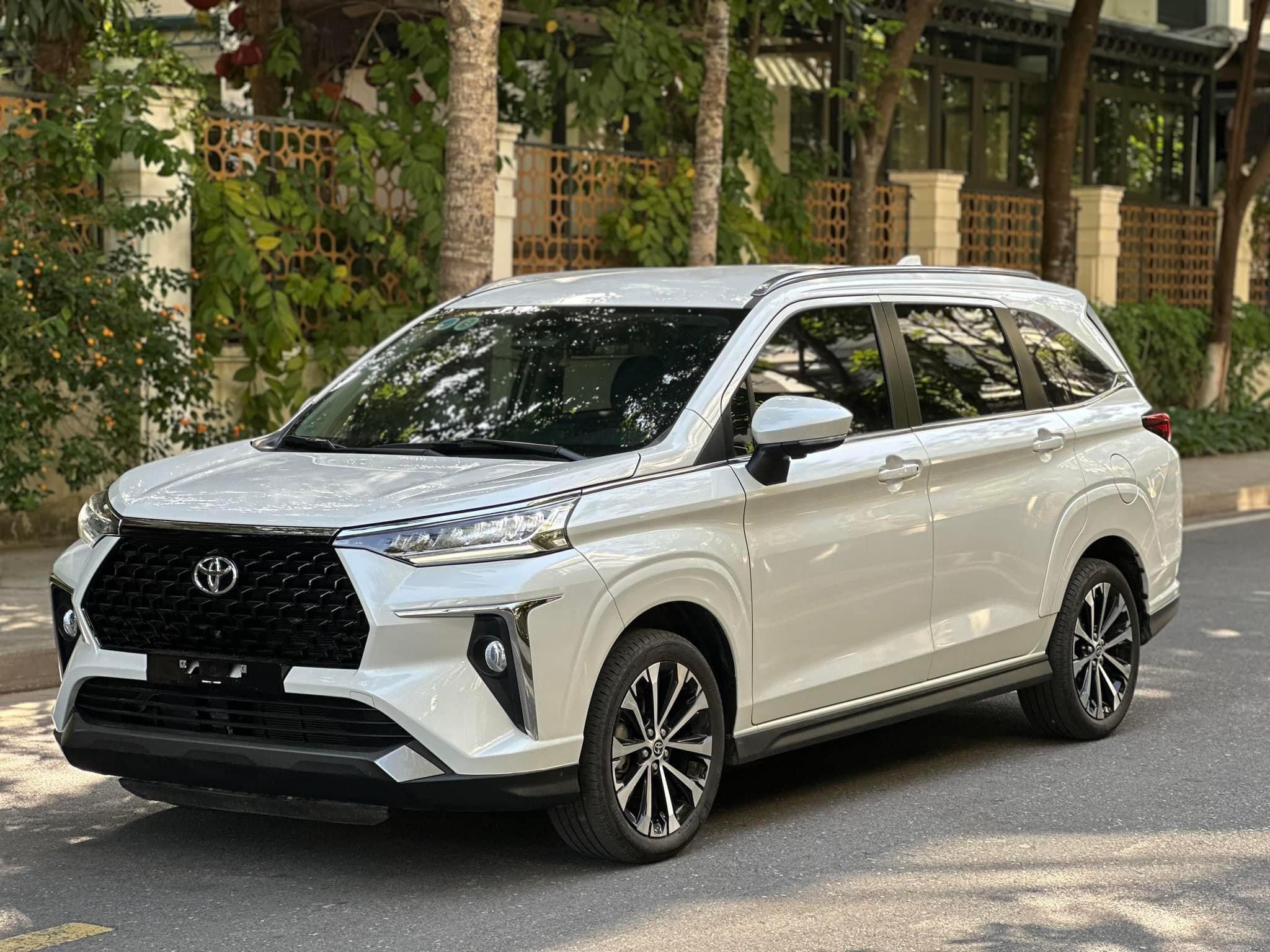 Giá lăn bánh Toyota Veloz Cross mới nhất tháng 3/2024- Ảnh 1.