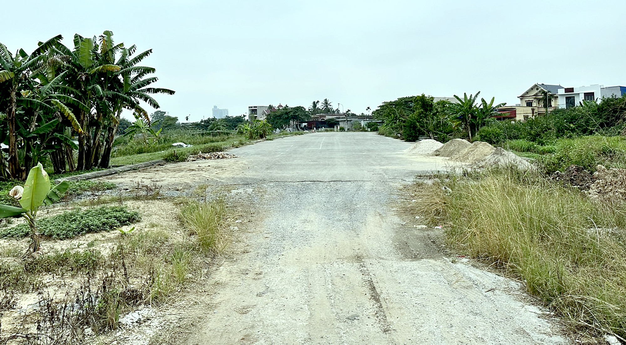 Những dự án “rùa bò” làm khổ dân ở Hải Phòng: Siêu dự án đường rộng 100m “treo” 16 năm- Ảnh 2.