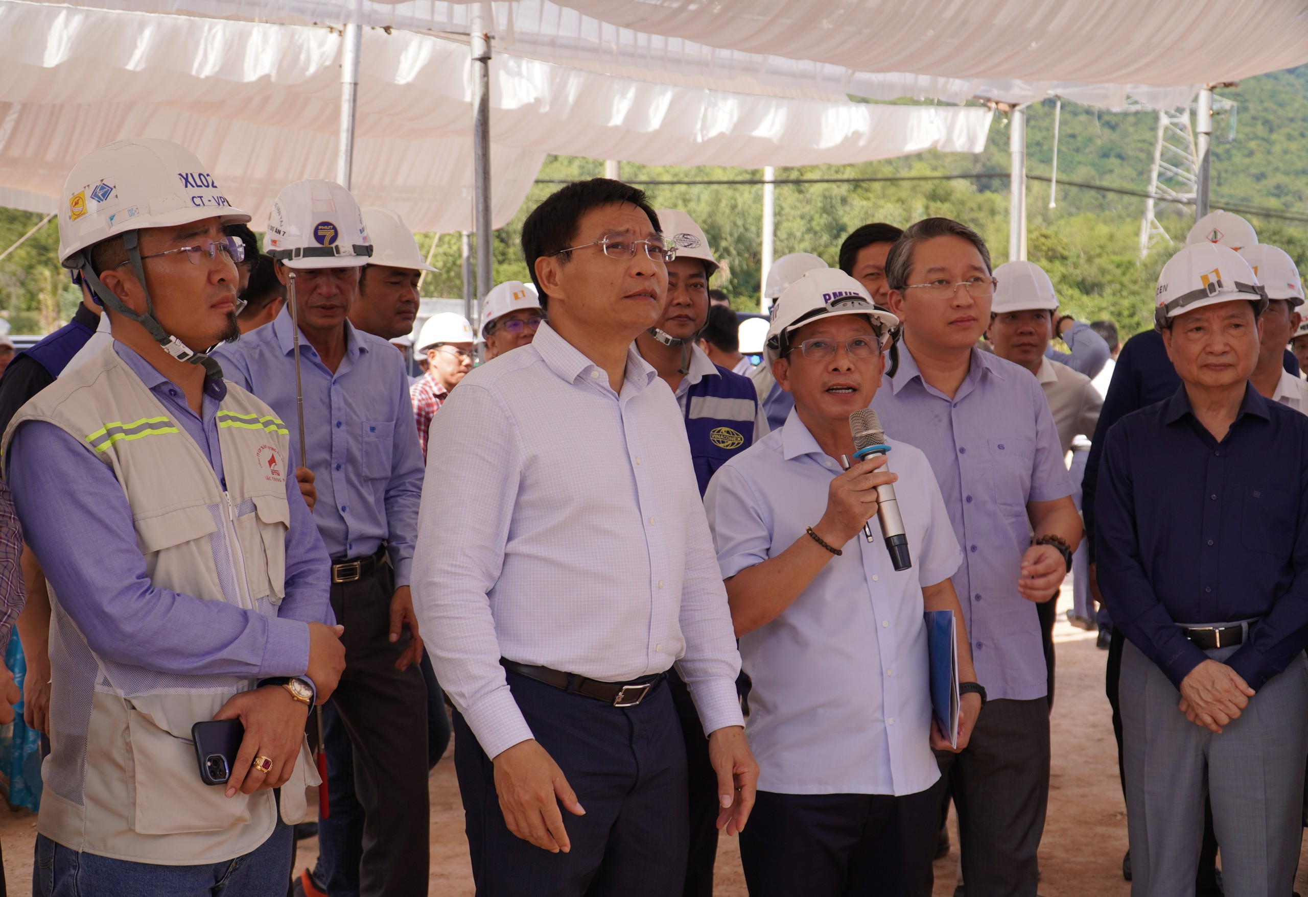 Bộ trưởng Nguyễn Văn Thắng: Hoàn thành nhanh cao tốc, rộng cửa cho địa phương phát triển- Ảnh 2.