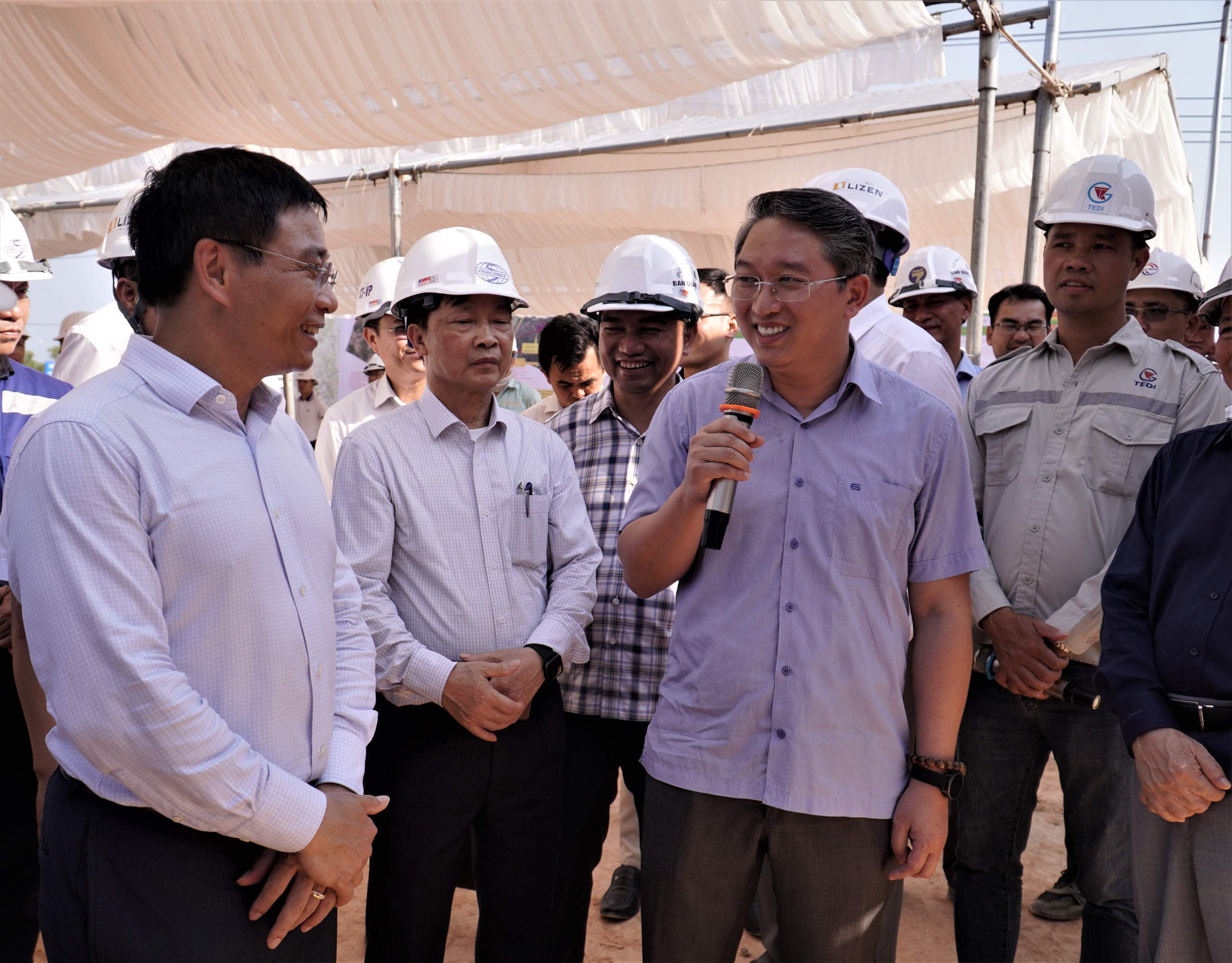 Bộ trưởng Nguyễn Văn Thắng: Hoàn thành nhanh cao tốc, rộng cửa cho địa phương phát triển- Ảnh 5.