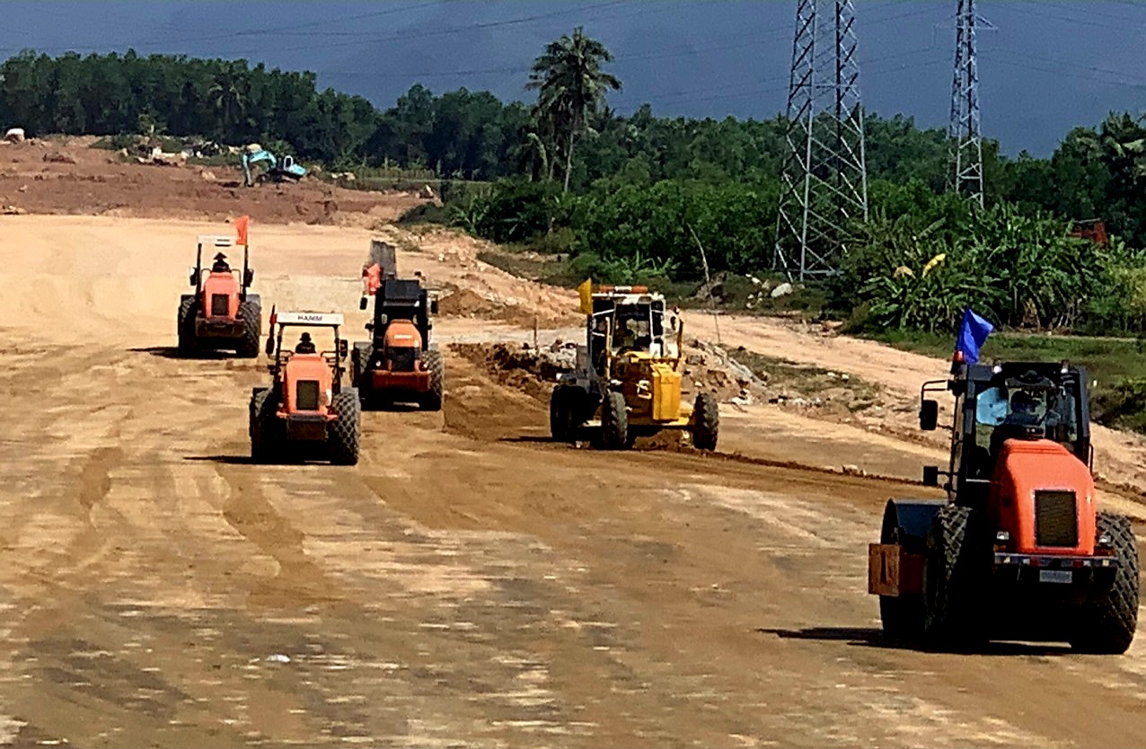 Bộ trưởng GTVT: Rút ngắn tiến độ, hoàn thành đồng bộ cao tốc qua Bình Định, Phú Yên- Ảnh 9.