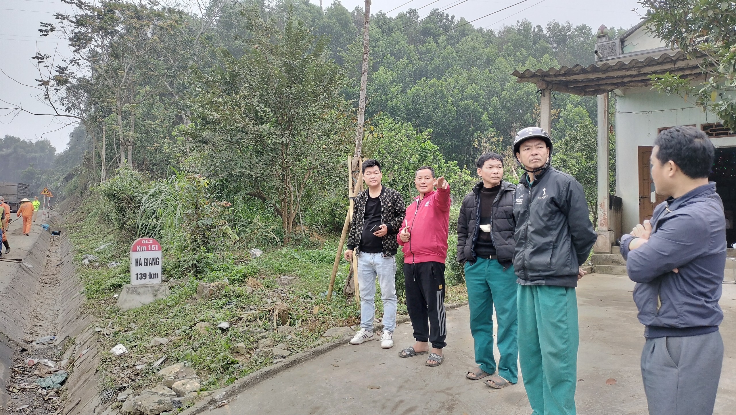 Nhân chứng kể phút chứng kiến vụ tai nạn 5 người chết ở Tuyên Quang- Ảnh 1.