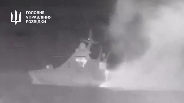 Ukraine tuyên bố đánh chìm tàu tuần tra của Nga gần bán đảo Crimea- Ảnh 1.