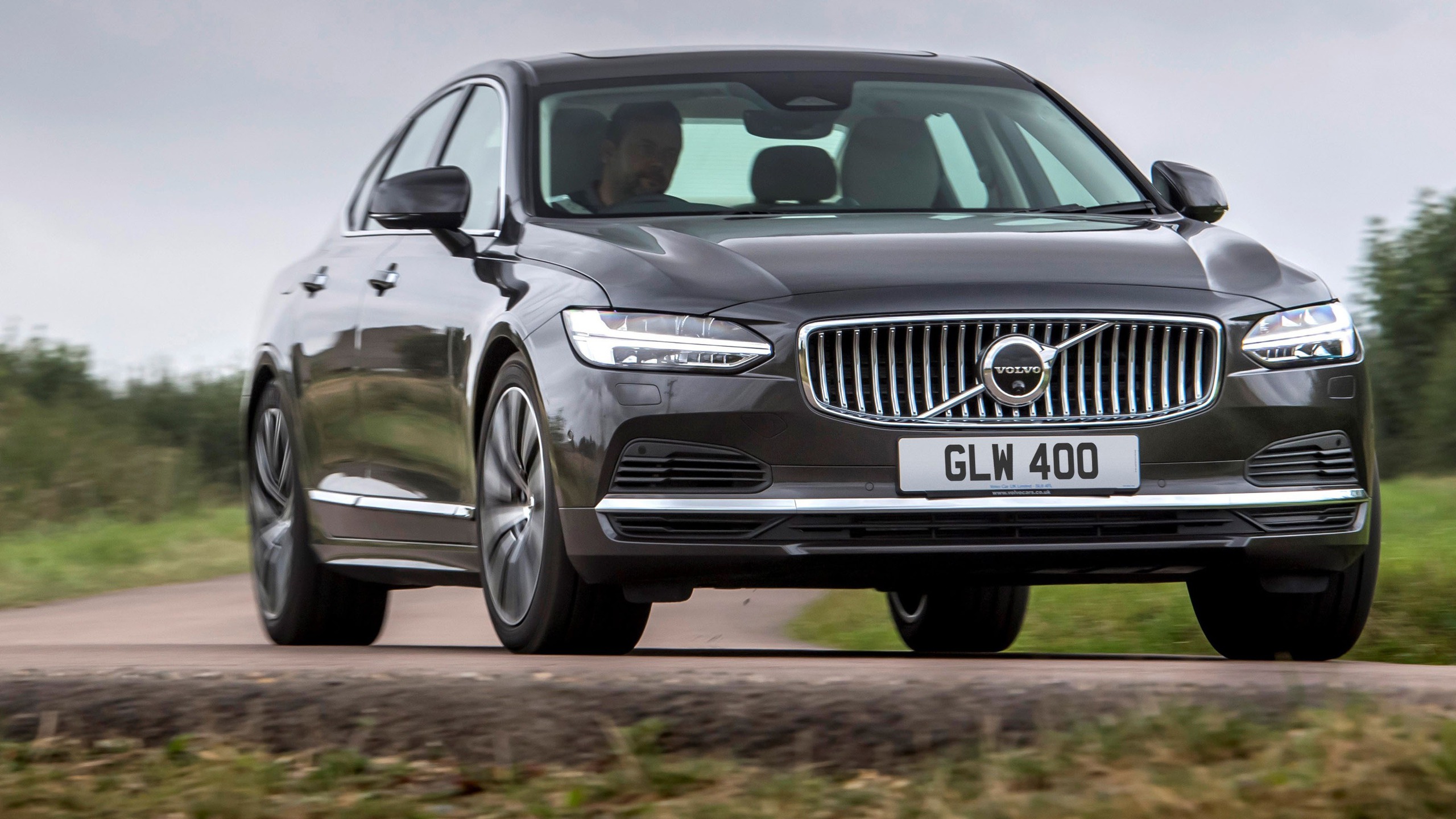 Xe mới của Volvo lộ giá bán trước khi ra mắt