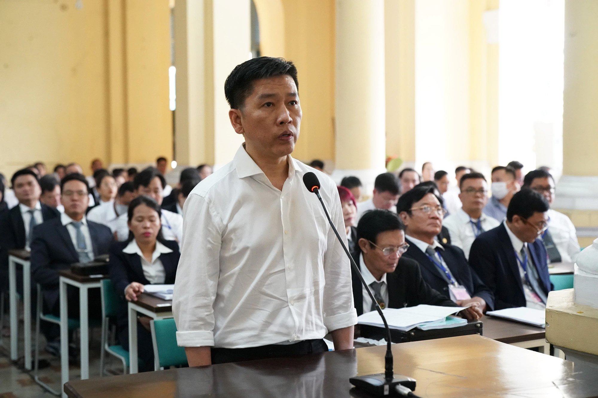 Cựu tổng giám đốc SCB khai tin tưởng vào tài năng của Trương Mỹ Lan- Ảnh 1.