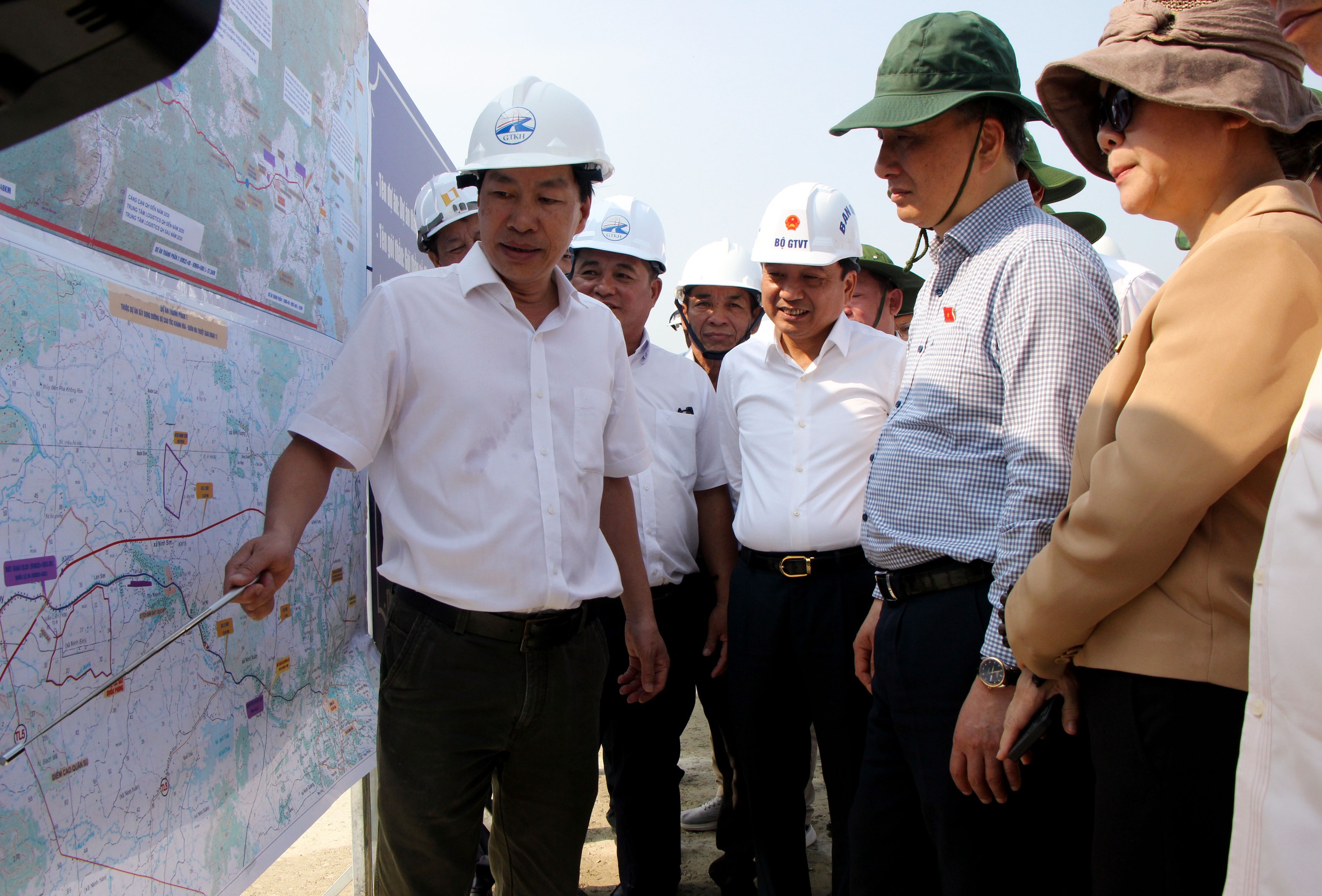 Cần hơn 2.000 tỷ mở rộng cao tốc Khánh Hòa - Buôn Ma Thuột- Ảnh 1.
