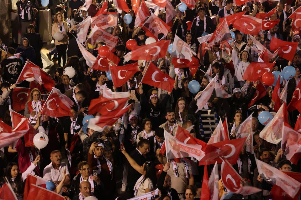 Liên minh của Tổng thống Thổ Nhĩ Kỳ chịu thất bại bầu cử chấn động- Ảnh 1.