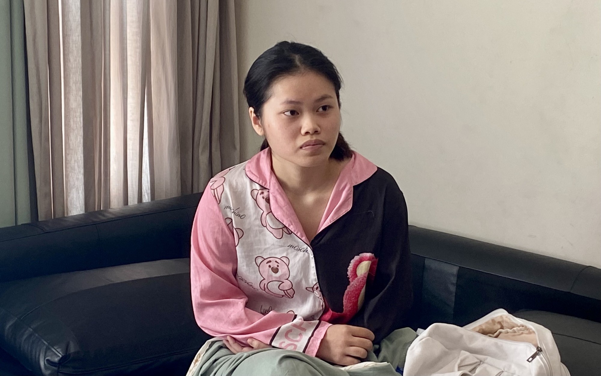 Khởi tố, bắt tạm giam kẻ dẫn dụ 2 bé gái ở phố đi bộ Nguyễn Huệ về tội danh không ngờ- Ảnh 1.