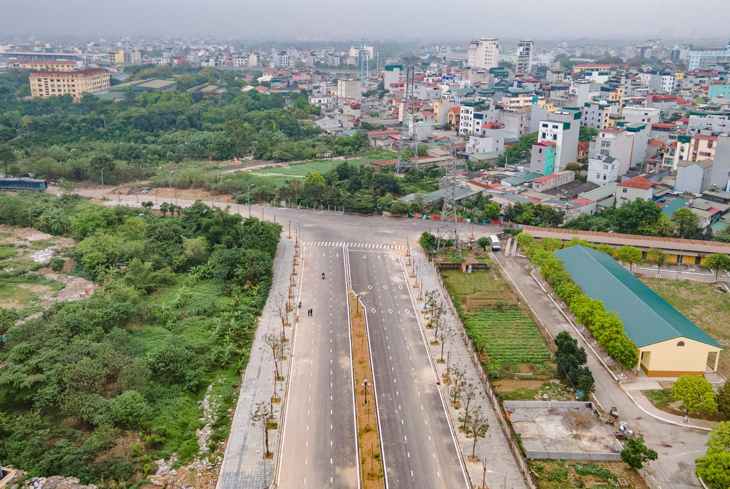 Đường nối khu đô thị Xuân Phương đi quốc lộ 32 vẫn dang dở sau nhiều năm thi công- Ảnh 4.