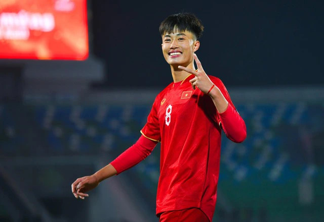 Bất ngờ với cái tên bị loại khỏi danh sách U23 Việt Nam dự giải châu Á- Ảnh 2.