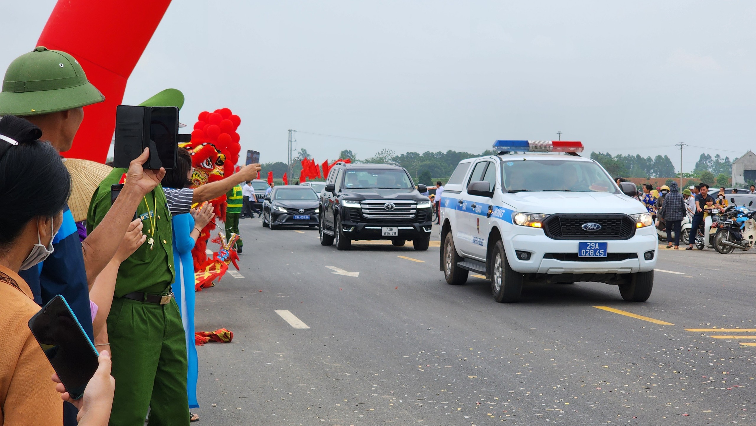 Đường gần 200 tỷ đồng kết nối vùng Hà Nội - Bắc Giang chính thức thông xe- Ảnh 3.