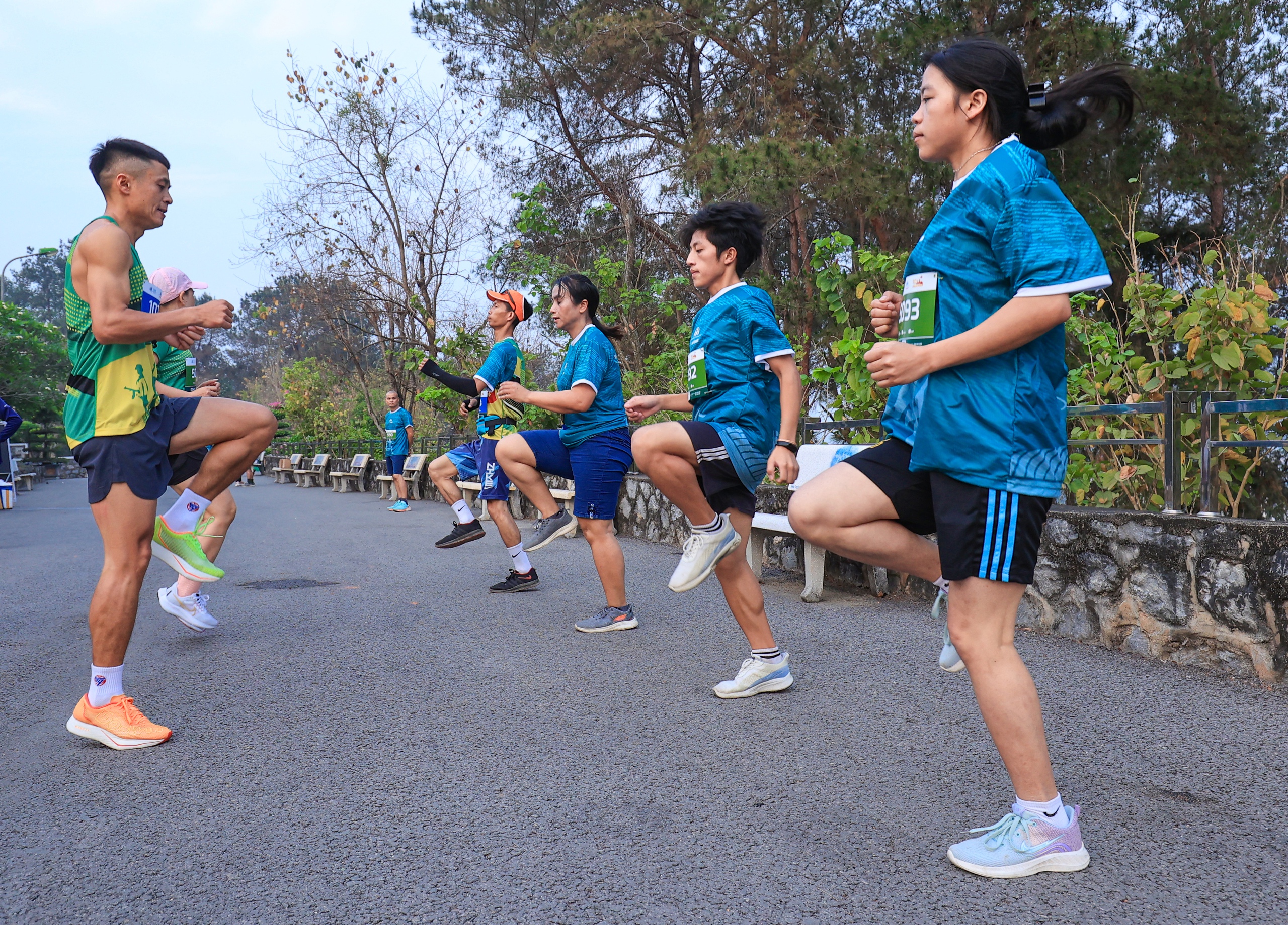 Những khoảnh khắc ấn tượng tại Giải THACO Marathon vì ATGT - Điện Biên Phủ 2024- Ảnh 10.