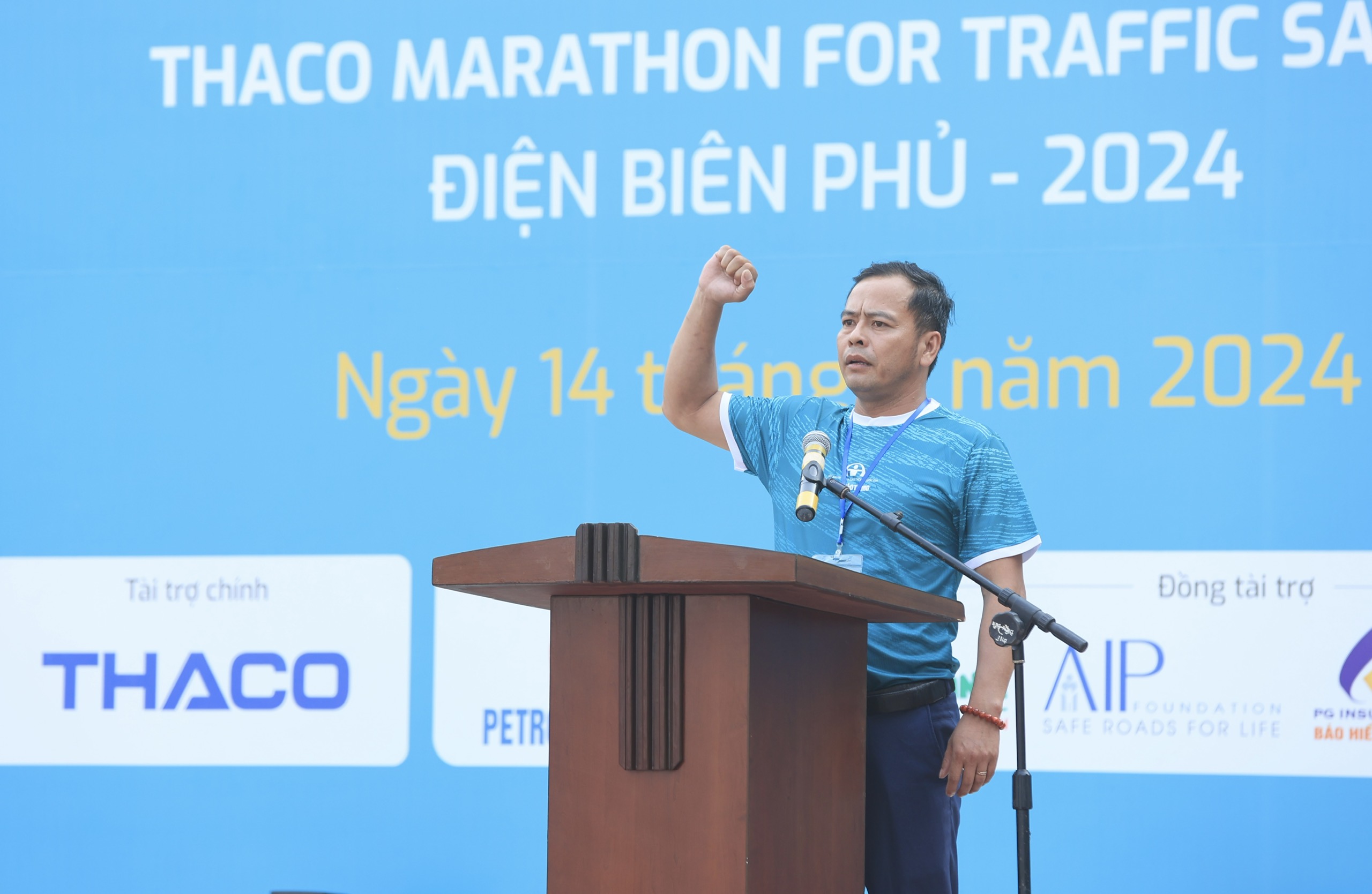 Trực tiếp: Giải THACO Marathon vì ATGT - Điện Biên Phủ 2024 thành công rực rỡ- Ảnh 31.