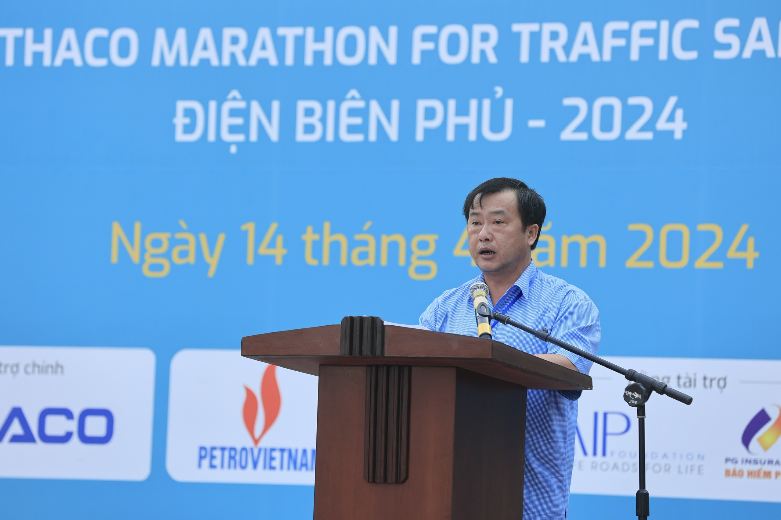 Trực tiếp: Giải THACO Marathon vì ATGT - Điện Biên Phủ 2024 thành công rực rỡ- Ảnh 34.