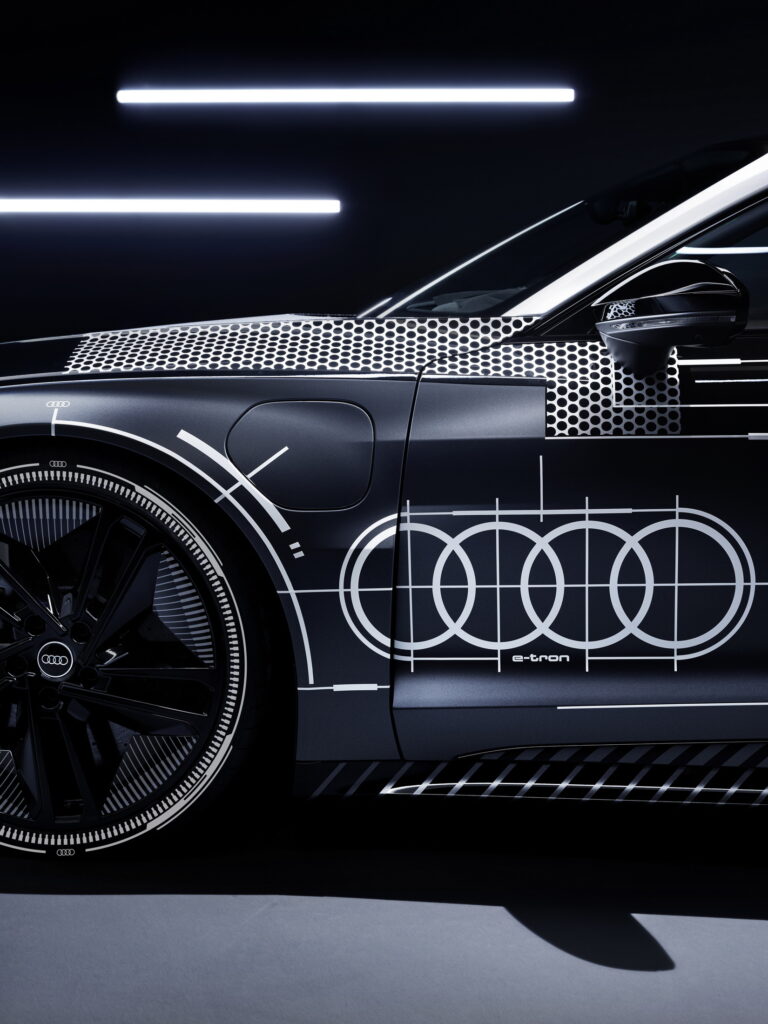 Audi e-tron GT có thêm phiên bản thể thao ấn tượng