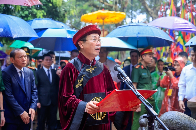 Thủ tướng Phạm Minh Chính dâng hương ngày Giỗ Tổ Hùng Vương- Ảnh 3.