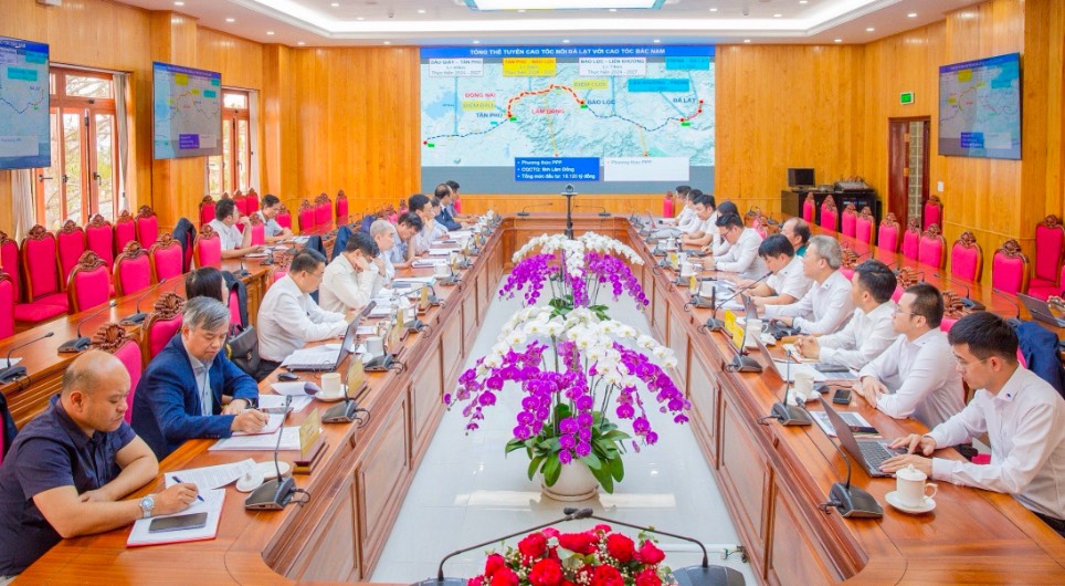 Đèo Cả cam kết góp hơn 1.700 tỷ đồng đầu tư cao tốc Tân Phú - Bảo Lộc- Ảnh 1.