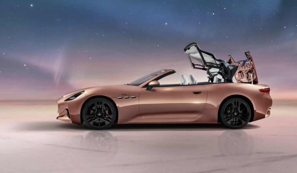 Khám phám mẫu xe Maserati chạy điện vừa ra mắt- Ảnh 4.