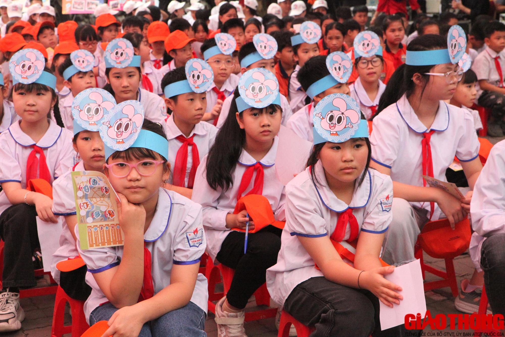 Hàng trăm học sinh Yên Bái trải nghiệm tại ngày hội ATGT- Ảnh 7.