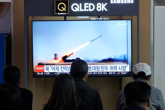 Triều Tiên thử nghiệm đầu đạn siêu lớn cho tên lửa hành trình- Ảnh 1.