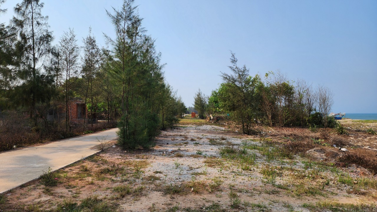Cận cảnh tuyến đường 3,8 tỷ đồng ở Quảng Ngãi bị "rút ruột" gần 1 tỷ- Ảnh 6.