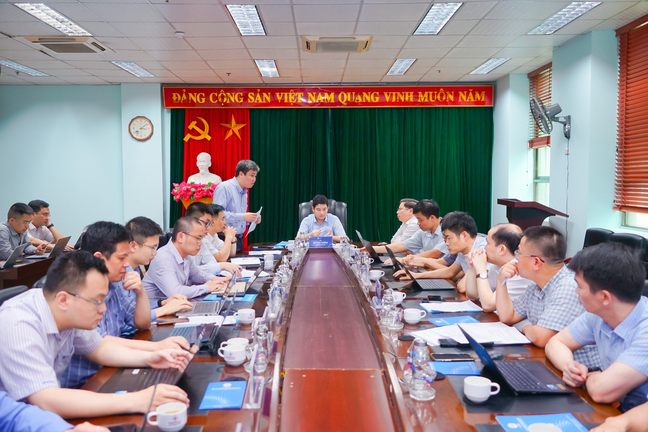Ủy ban Quản lý vốn Nhà nước tại doanh nghiệp làm việc với Nhiệt điện Quảng Ninh- Ảnh 1.