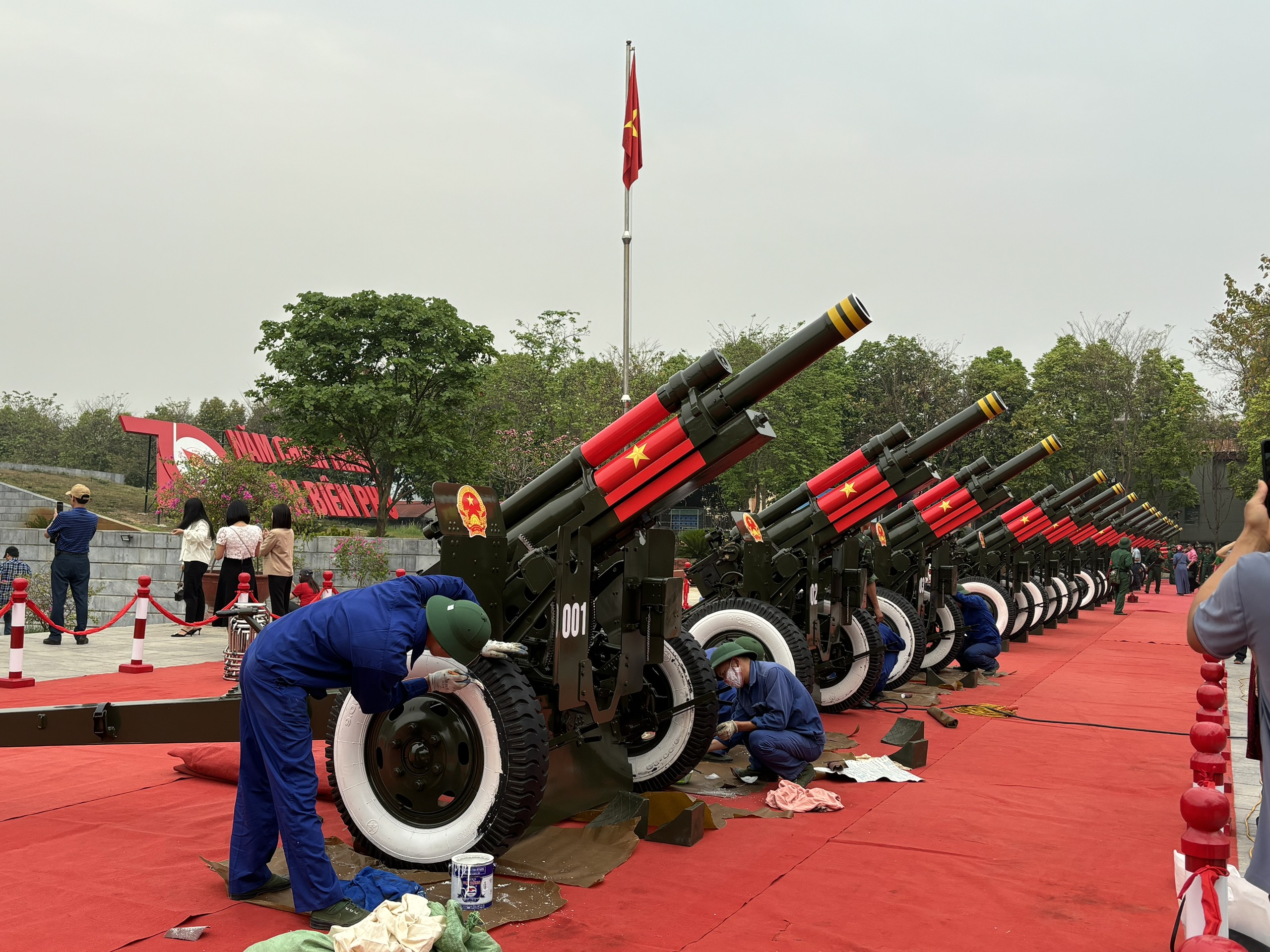 Cận cảnh dàn pháo phục vụ Lễ kỷ niệm 70 năm Chiến thắng Điện Biên Phủ- Ảnh 1.