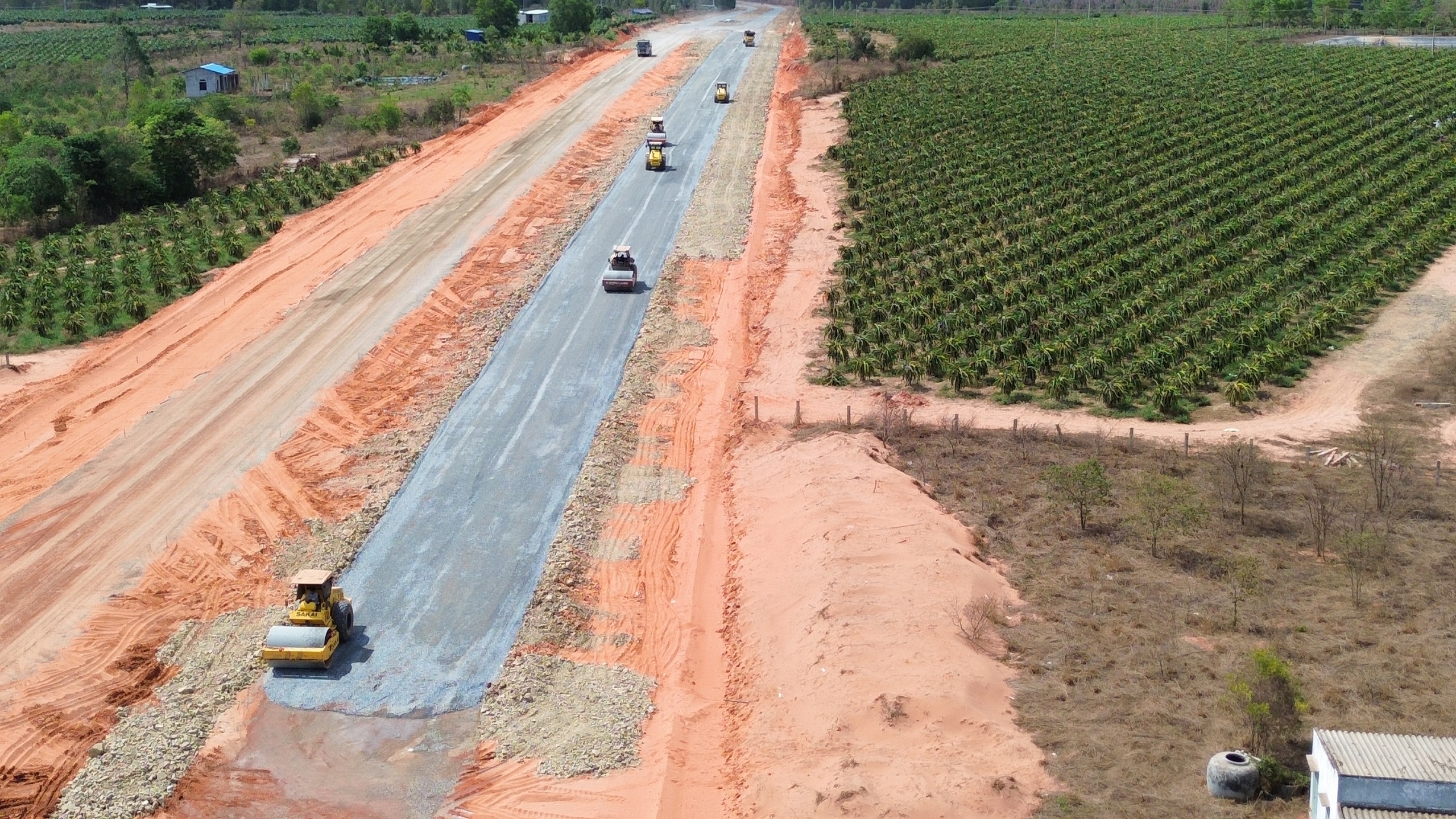Cuối tháng 4 thông xe kỹ thuật đường nối cao tốc Phan Thiết - Dầu Giây- Ảnh 3.