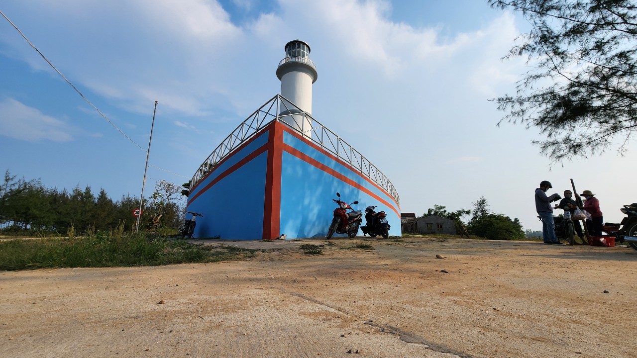 Độc đáo miếu thờ hình con tàu 1.500m2 nơi cửa biển Quảng Ngãi- Ảnh 11.