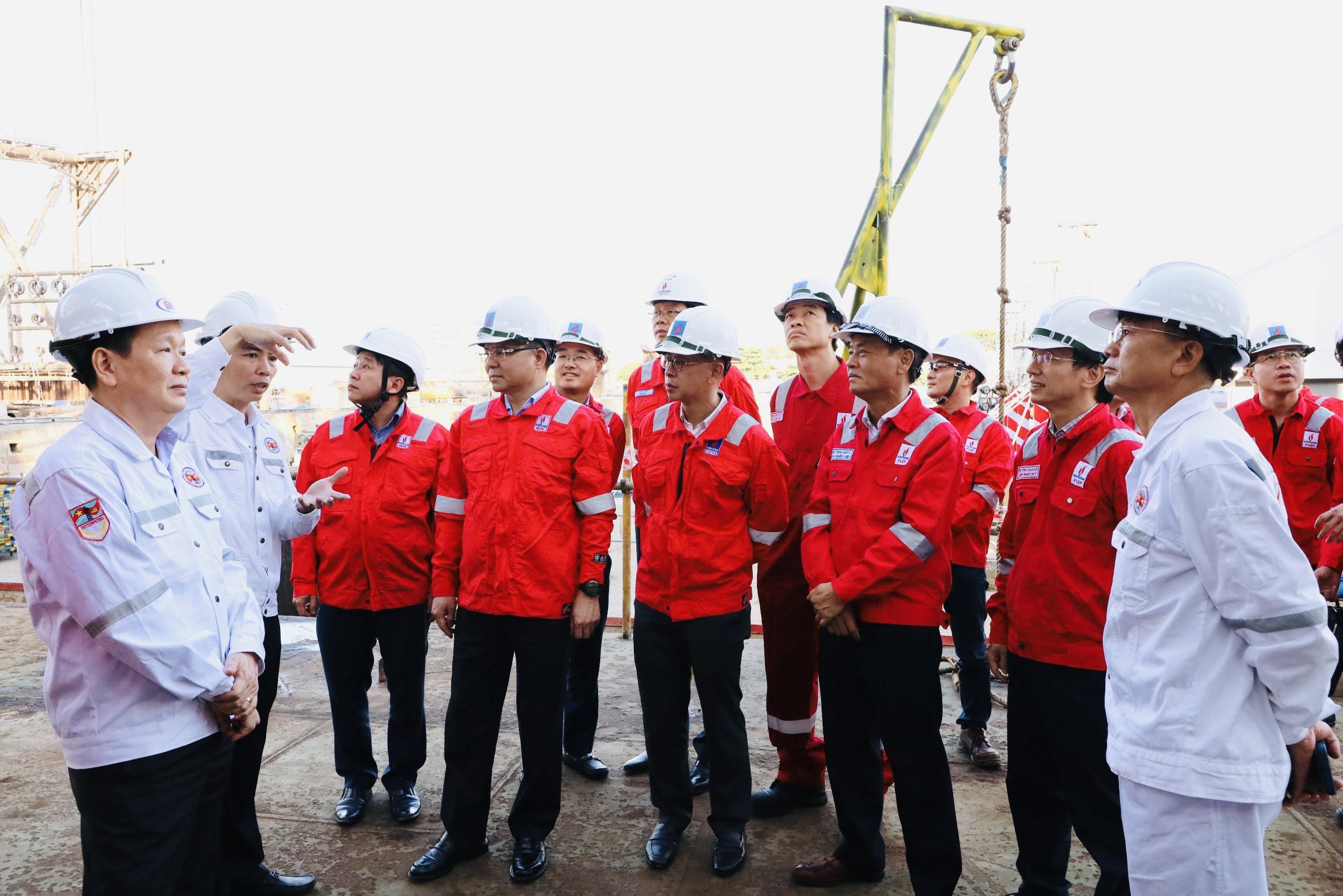 Khởi công thi công biển, ghi nhận 2,3 triệu giờ an toàn dự án phát triển Mỏ Đại Hùng pha 3- Ảnh 1.