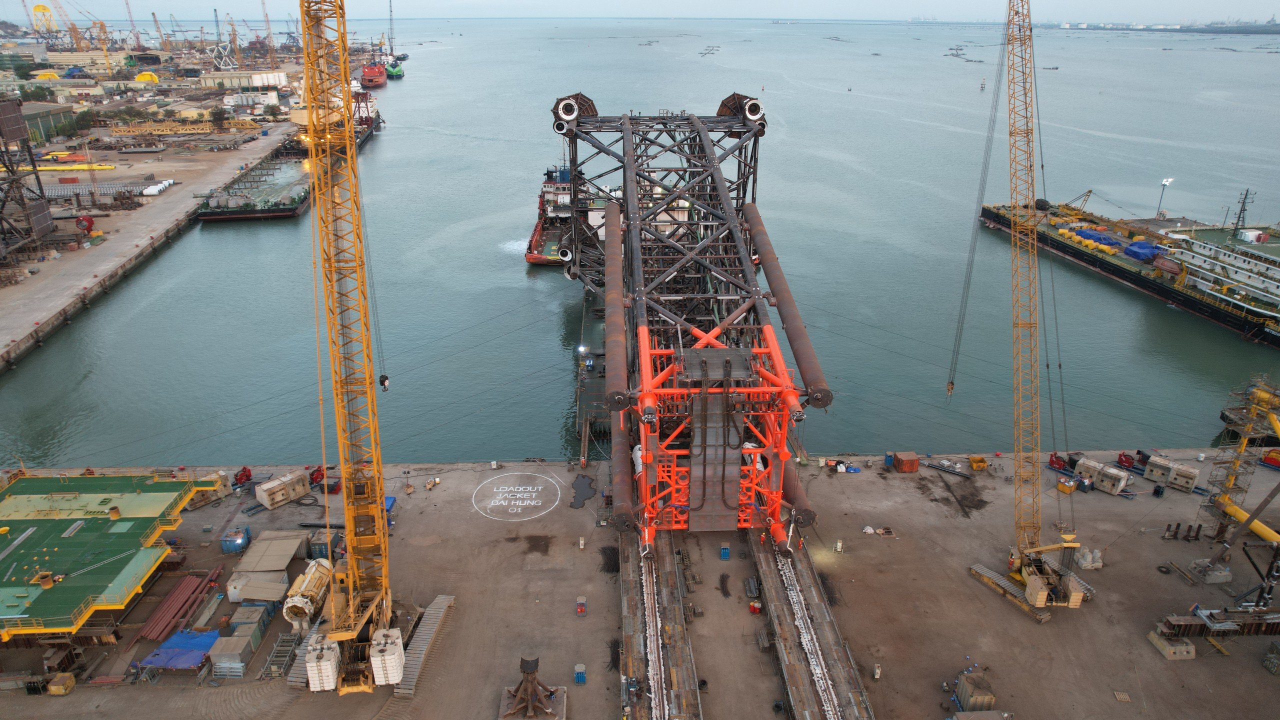 Khởi công thi công biển, ghi nhận 2,3 triệu giờ an toàn dự án phát triển Mỏ Đại Hùng pha 3- Ảnh 2.