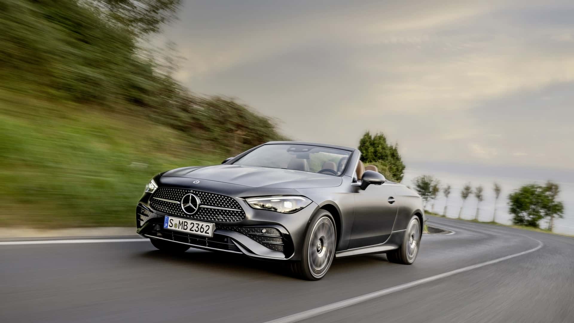 Xe thể thao mui trần Mercedes-Benz CLE ra mắt, giá từ 1,6 tỷ đồng