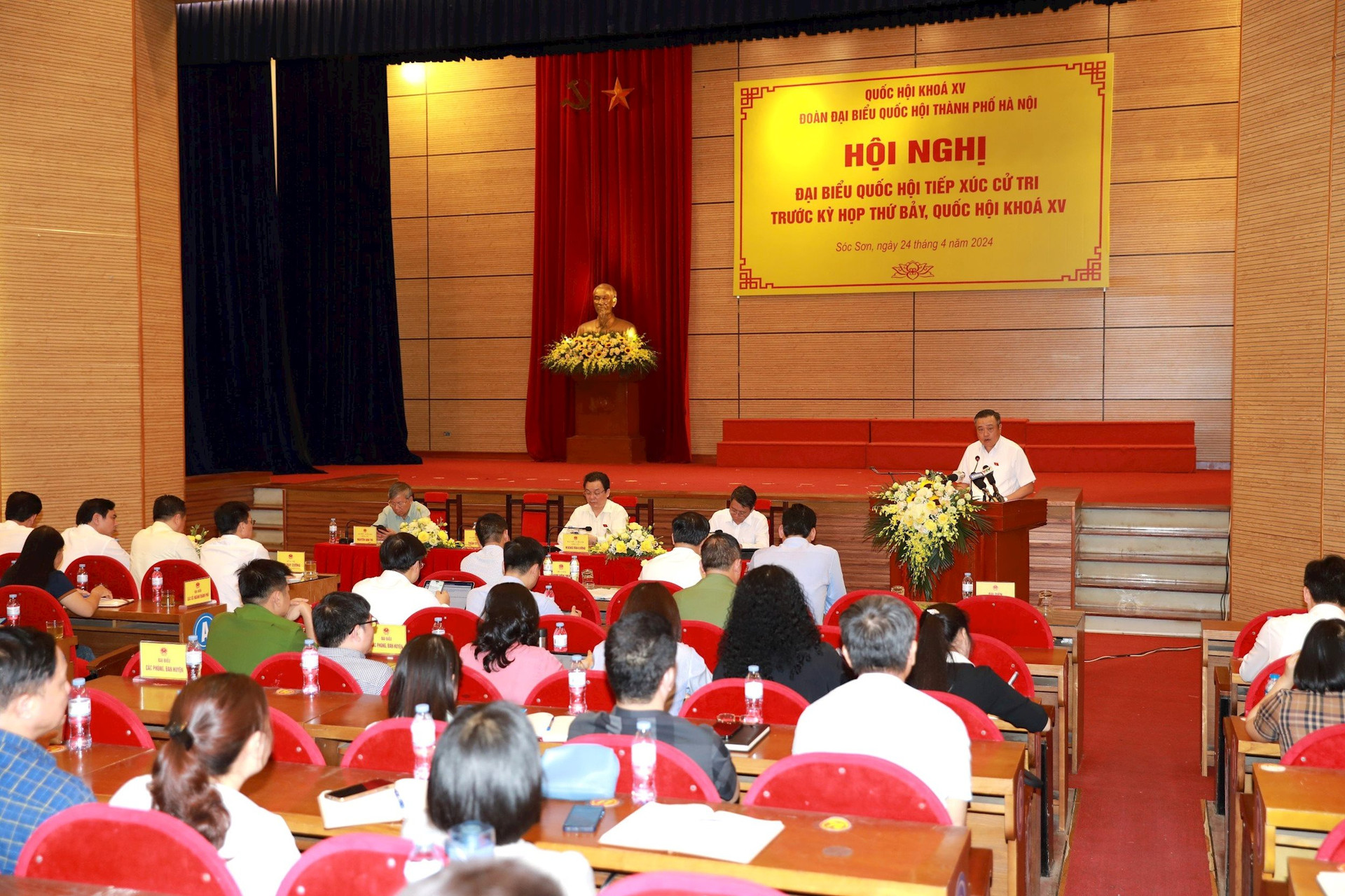 Chủ tịch Hà Nội: Cán bộ không được lợi dụng chính sách để làm ẩu- Ảnh 2.
