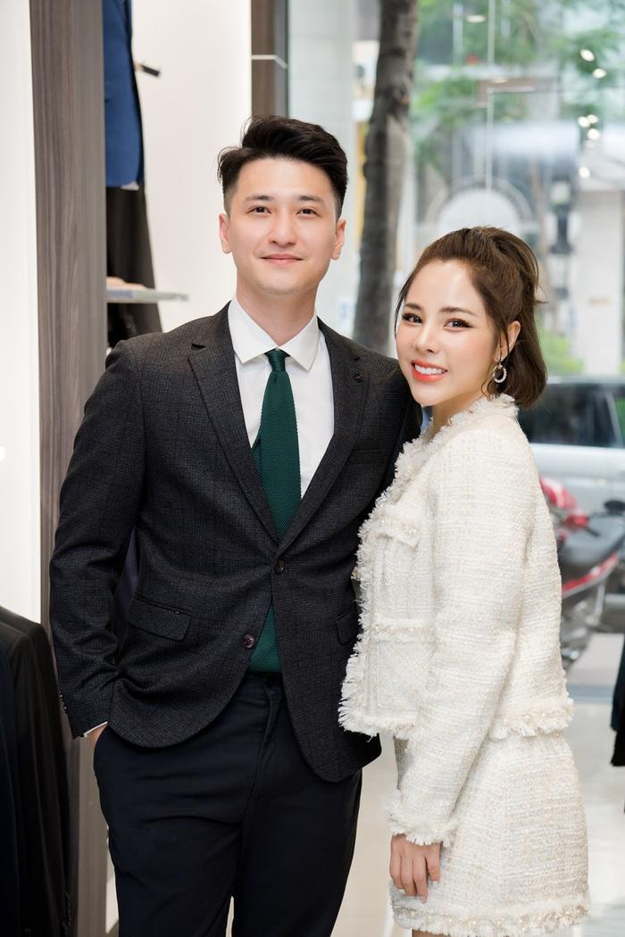 Diễn viên "nam thần" Huỳnh Anh kết hôn với bạn gái MC hơn 6 tuổi- Ảnh 2.