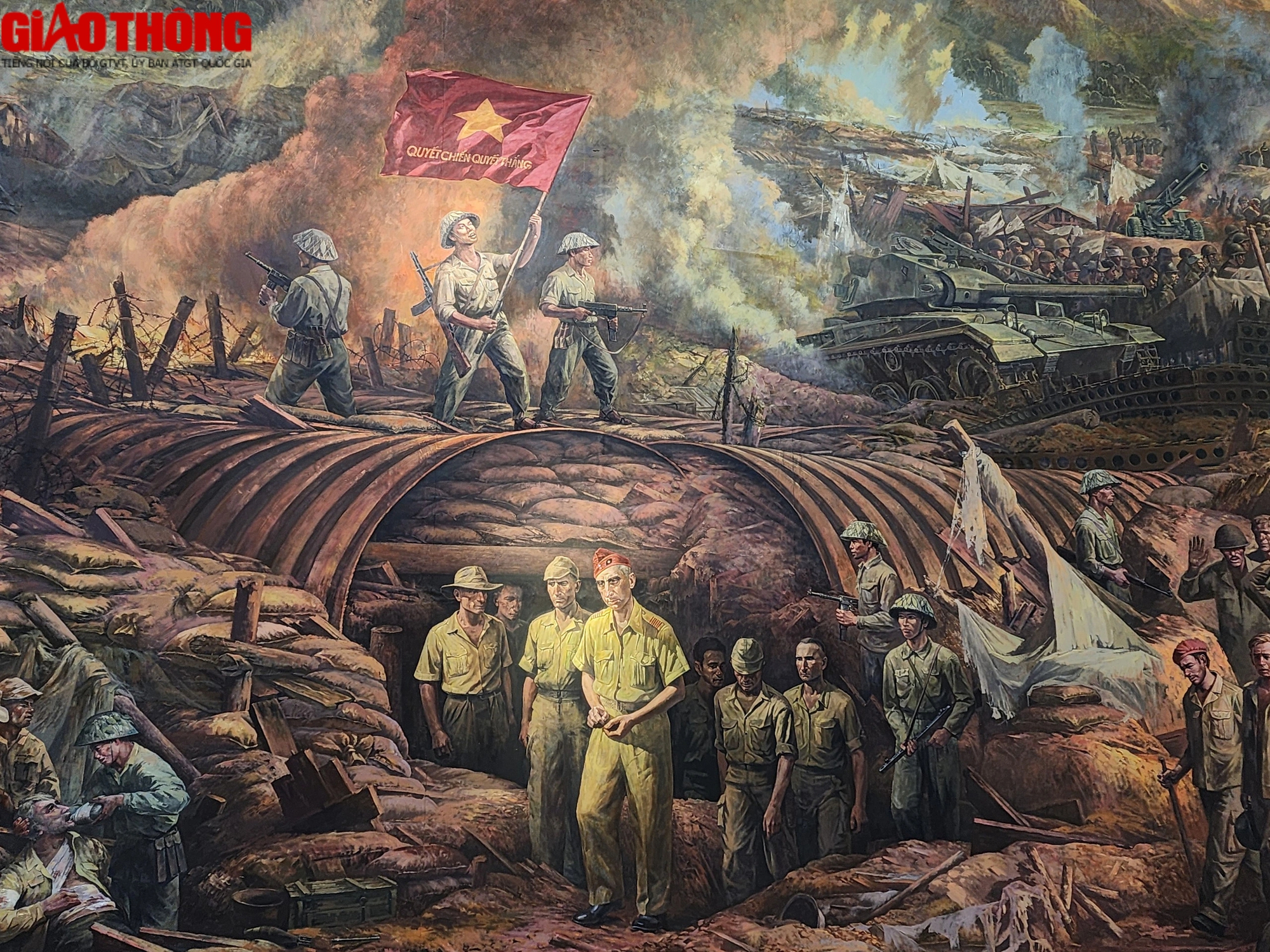 Độc đáo bức tranh panorama Trận chiến Điện Biên Phủ được vẽ bởi gần 100 họa sĩ- Ảnh 8.