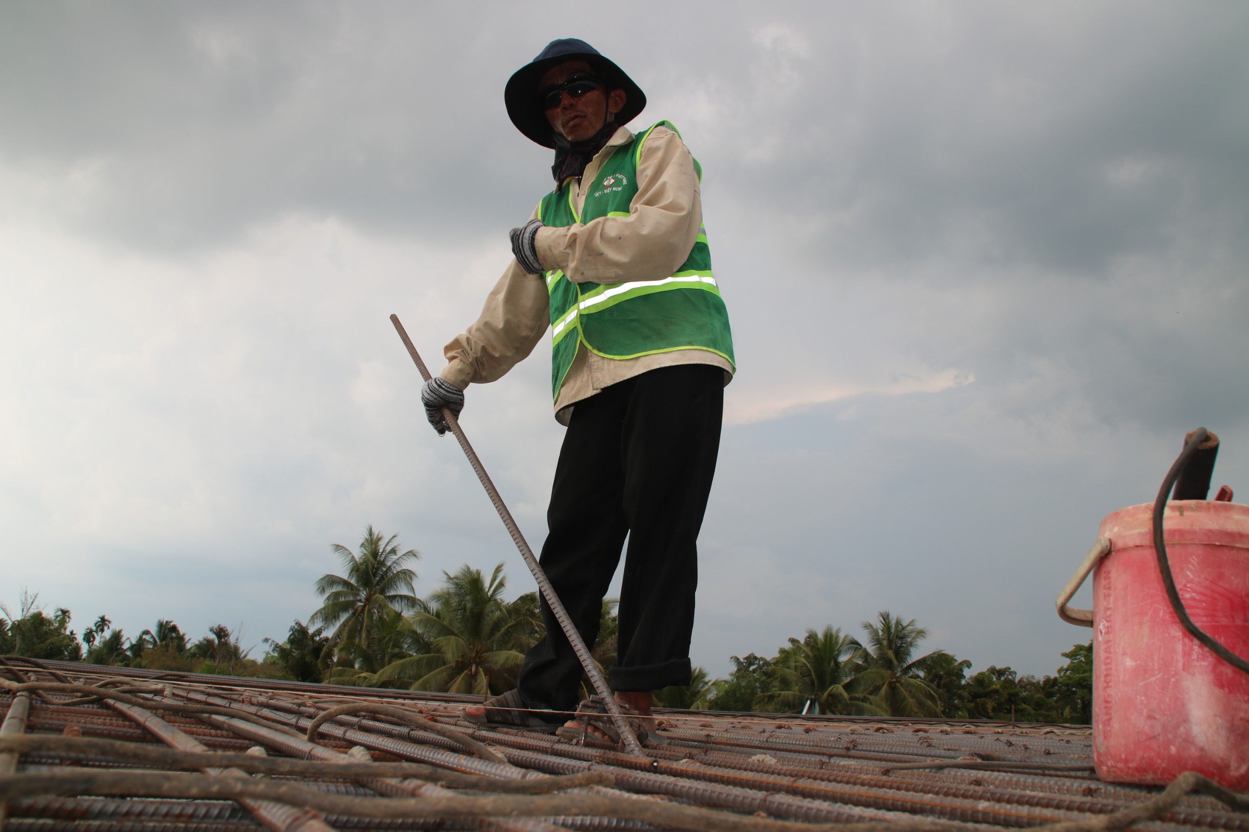 Gác tình riêng, dồn sức thi công cao tốc Cần Thơ - Cà Mau- Ảnh 5.