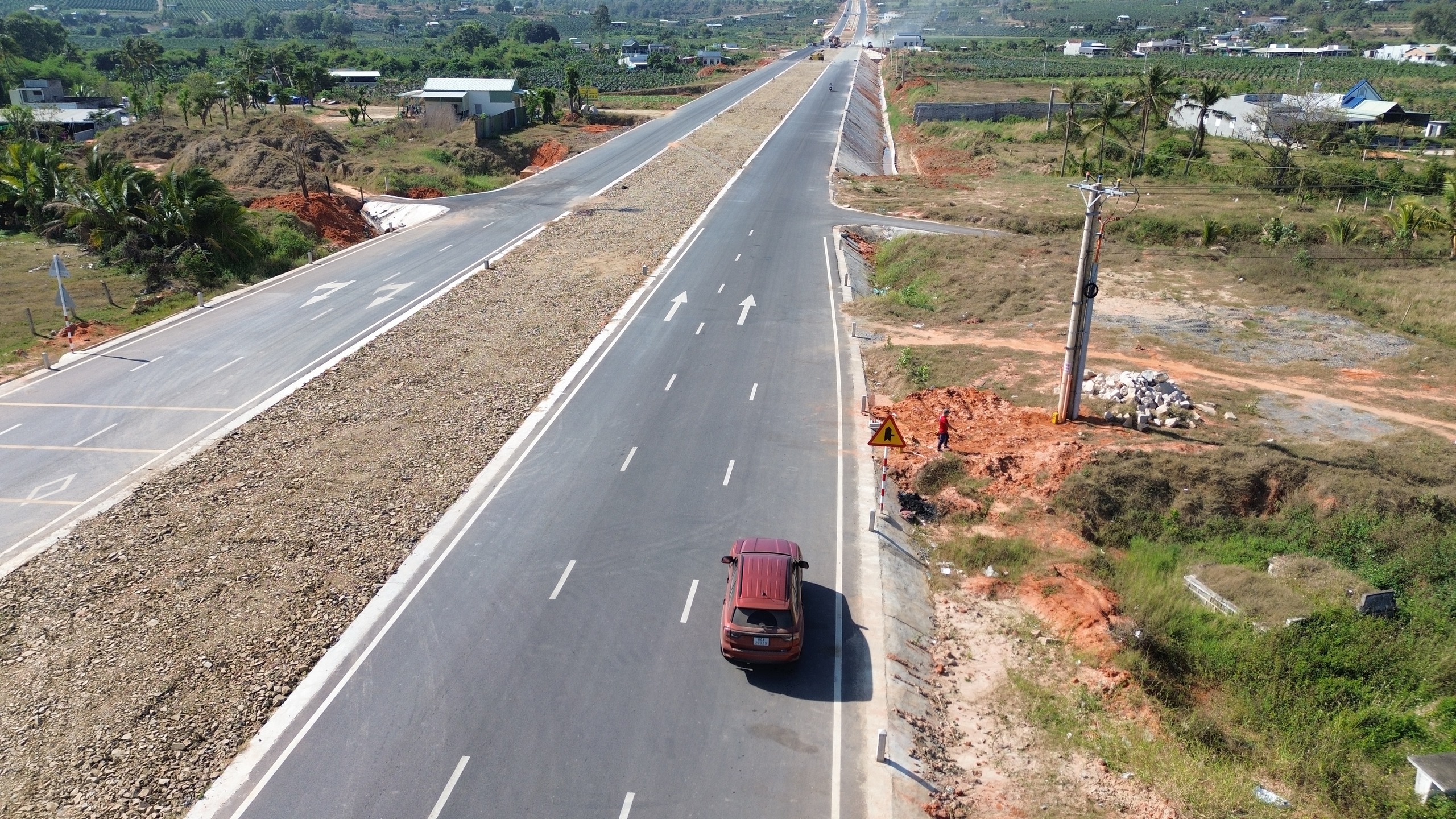 Thông xe kỹ thuật đường nối cao tốc Phan Thiết - Dầu Giây- Ảnh 2.