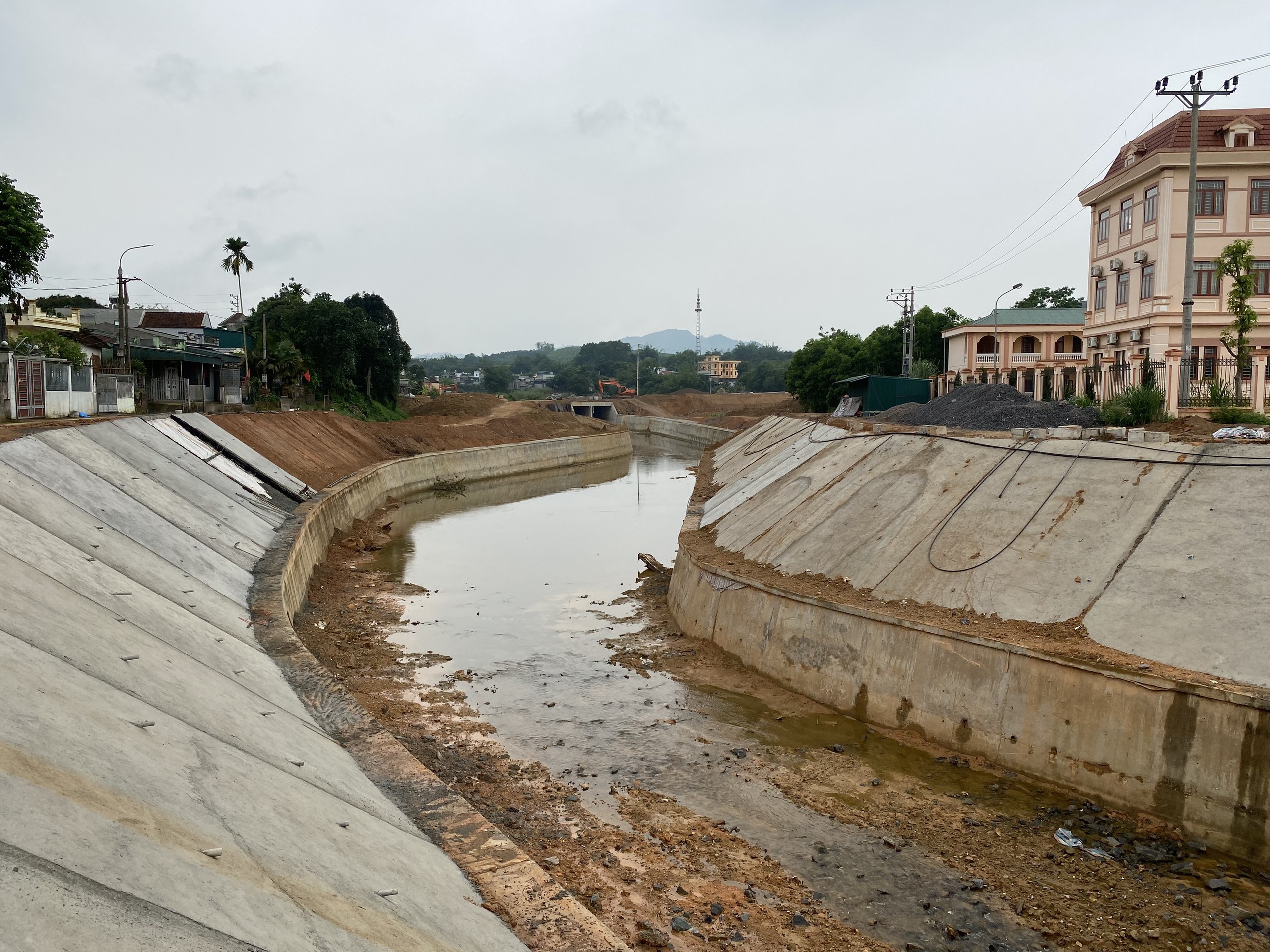 Quảng Ninh: Xây cầu, làm kè trăm tỷ xóa thế cô lập, ngập lụt nơi phố núi- Ảnh 6.