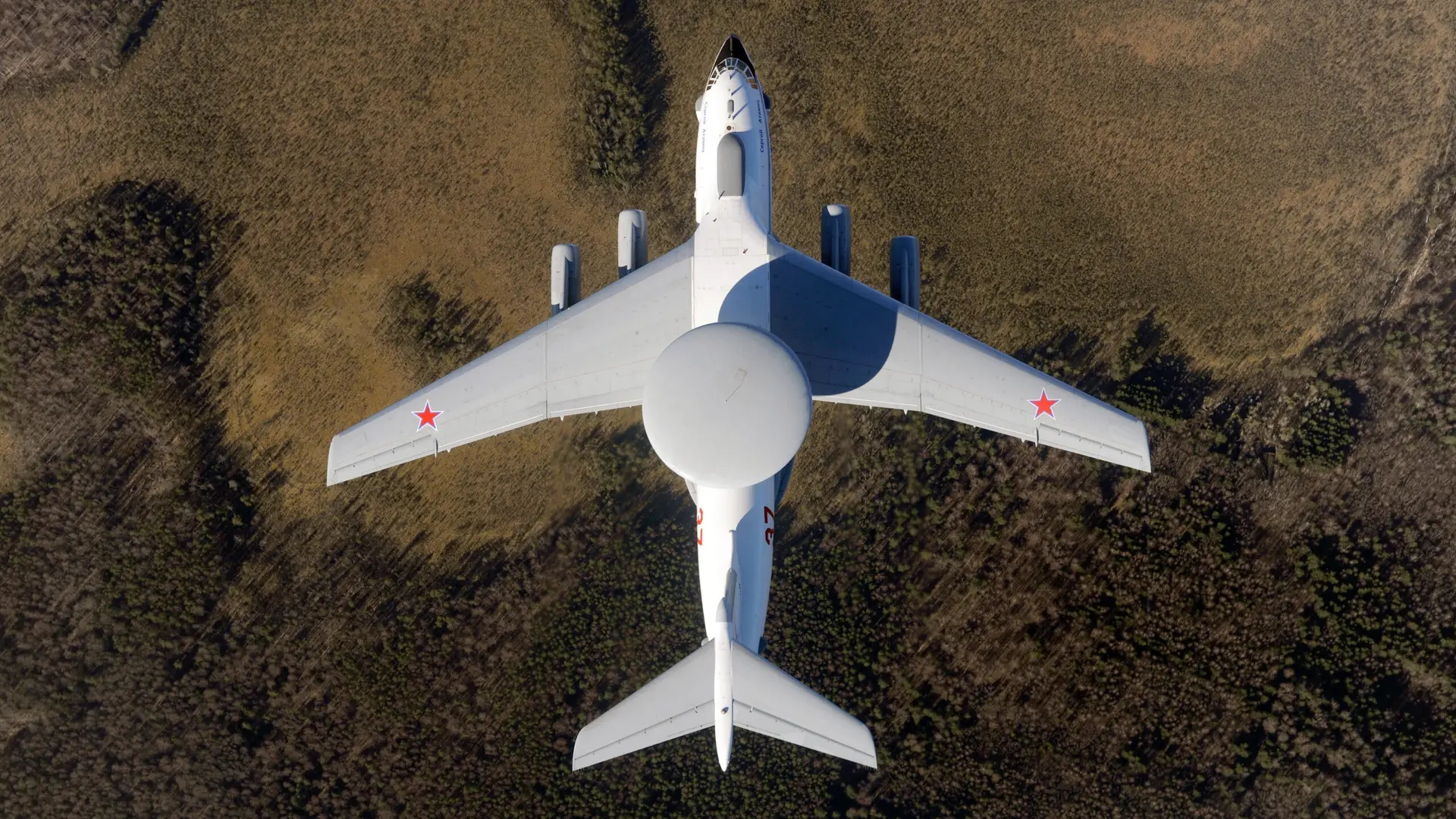 Siêu UAV Sokol-300 kẻ thách thức tầm xa đáng sợ đối với Nga- Ảnh 3.