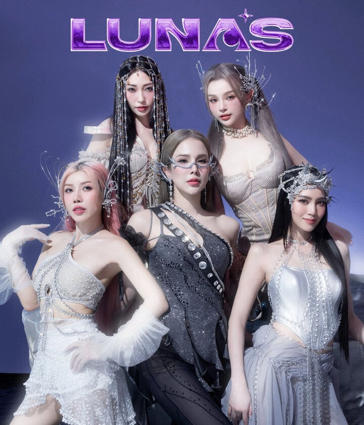 Lời hứa thành đoàn chưa thực hiện, Trang Pháp cùng các chị đẹp khác lập nhóm riêng Lunas- Ảnh 1.