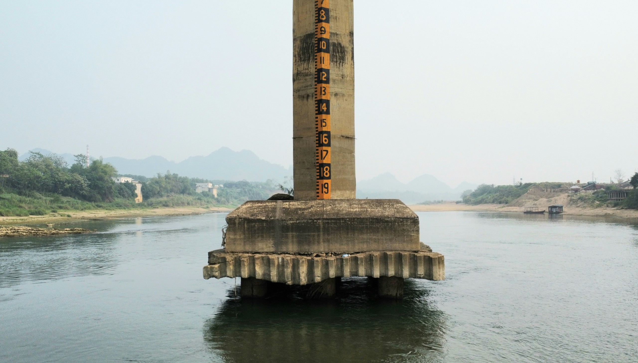 Cầu An Hòa ở Tuyên Quang bị xói lở, lộ trơ móng- Ảnh 10.