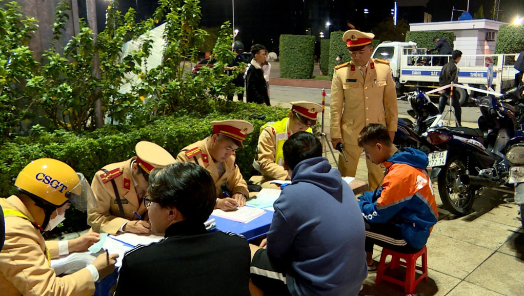 Nhiều học sinh vi phạm giao thông, Quảng Ninh triển khai giải pháp mạnh- Ảnh 3.