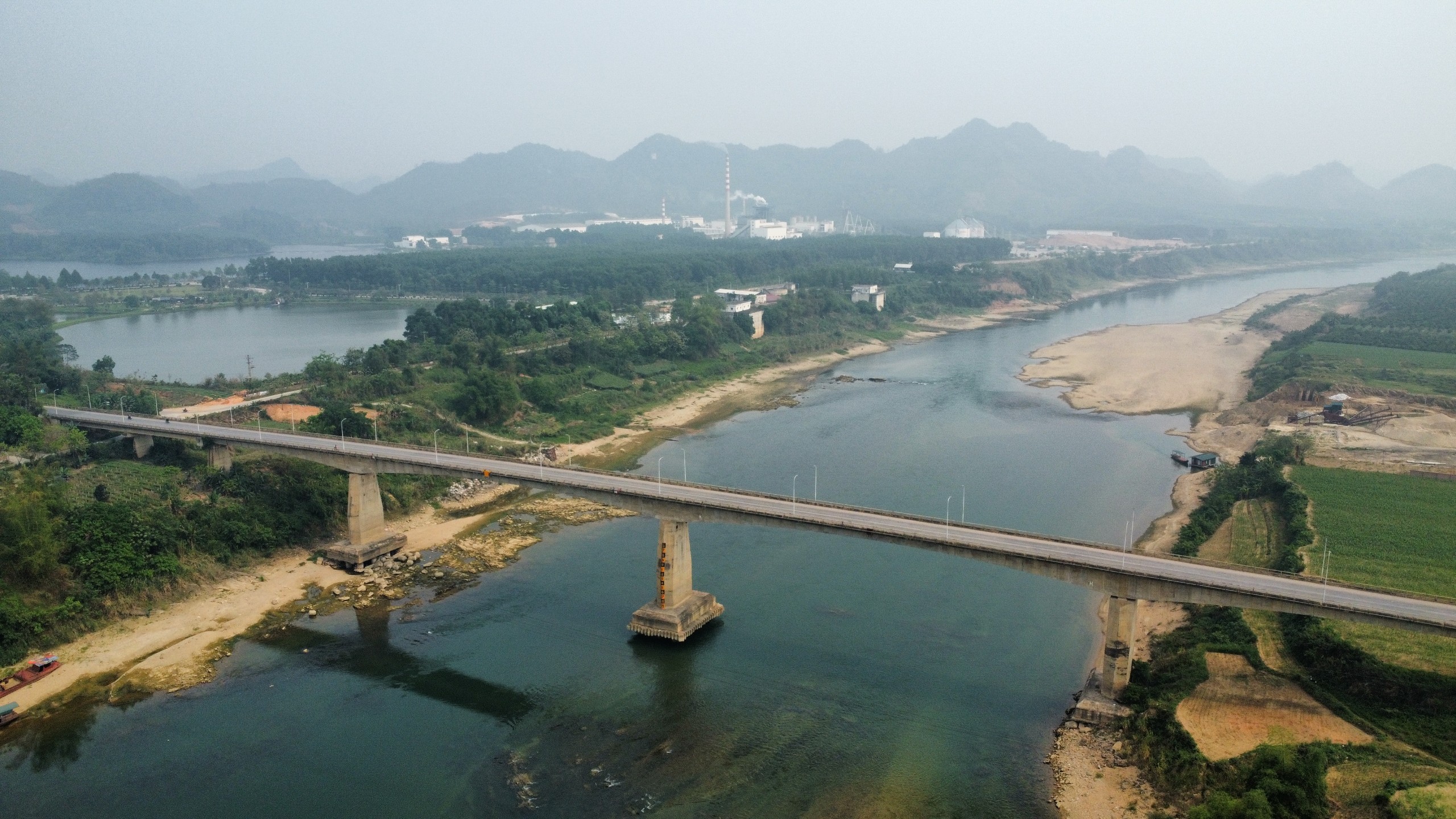 Cầu An Hòa ở Tuyên Quang bị xói lở, lộ trơ móng- Ảnh 3.