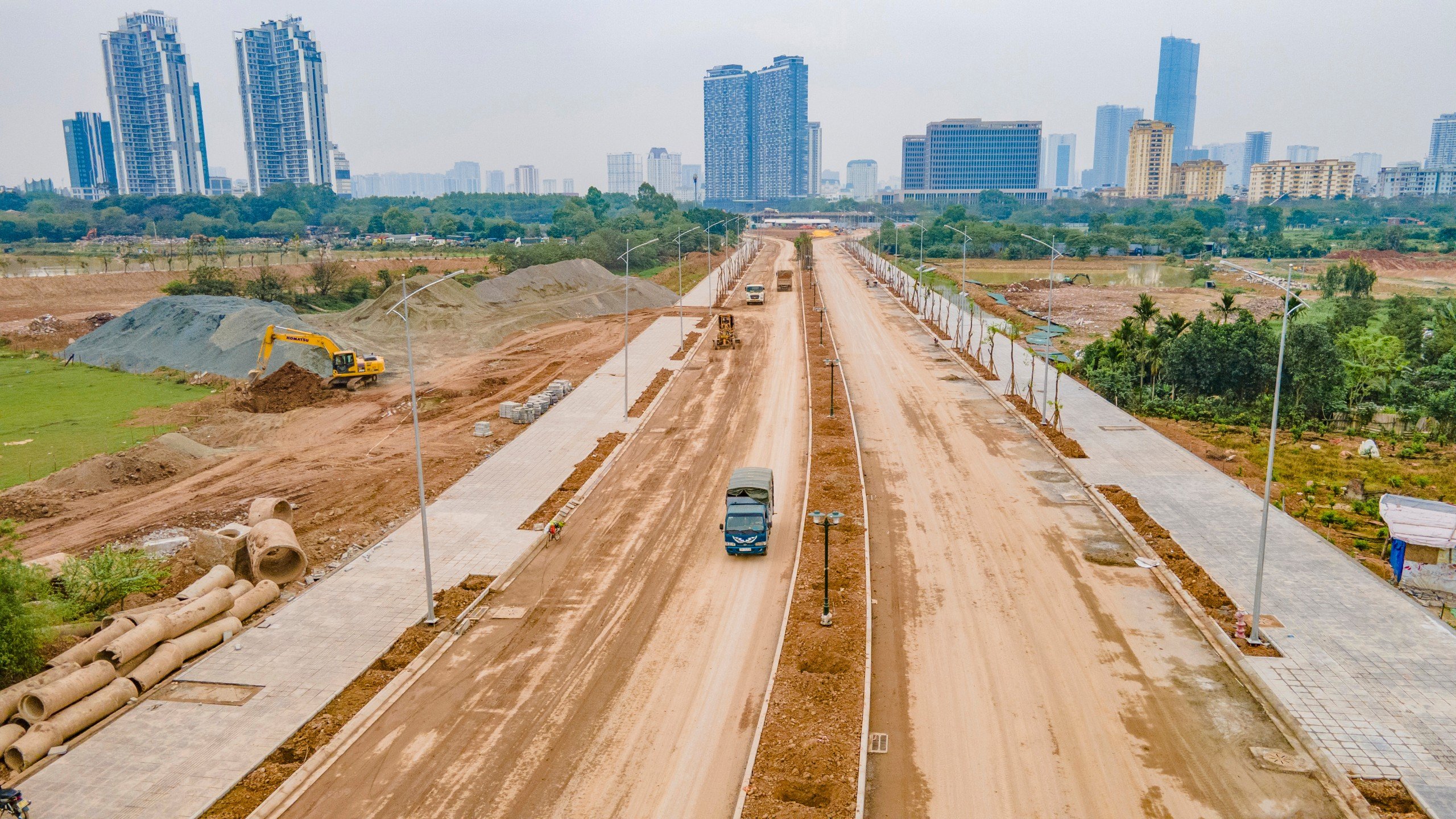 Ngắm tuyến đường hơn 700 tỷ nối đại lộ Thăng Long sắp thông xe- Ảnh 2.