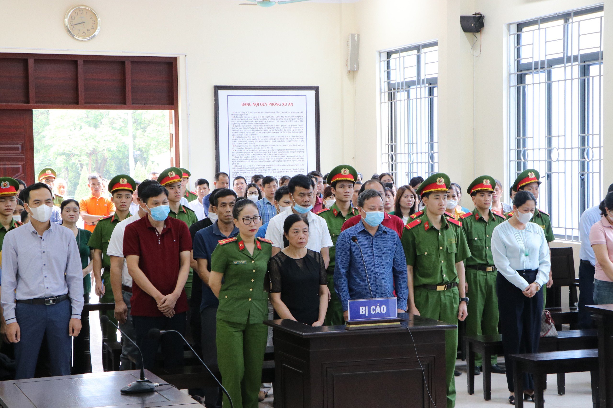 Cựu chánh thanh tra tỉnh Lai Châu lĩnh 2 năm 6 tháng tù vì nhận hối lộ- Ảnh 1.