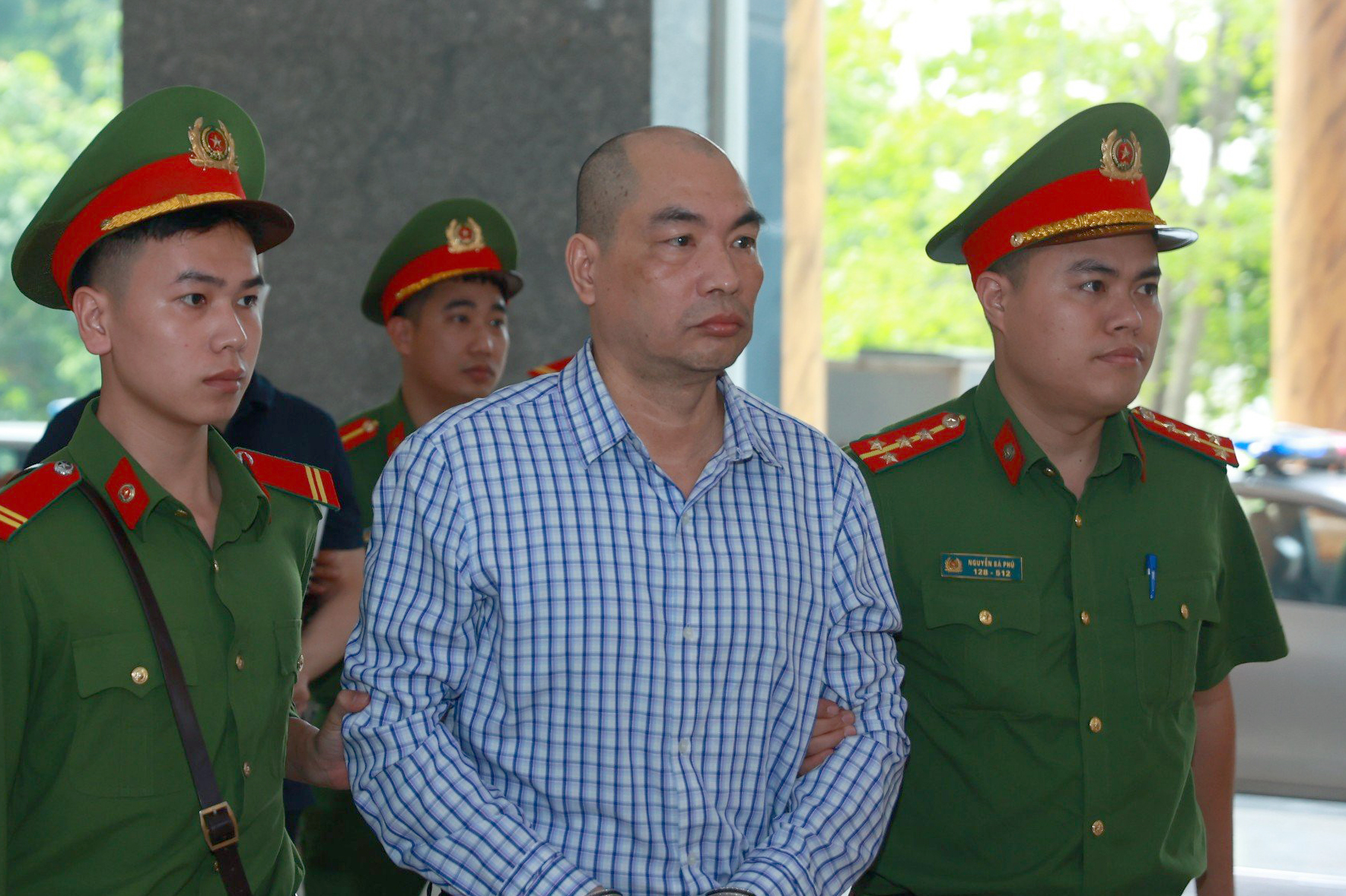 Ông Nguyễn Thanh Long nộp thêm 1 tỷ, xin giảm nhẹ mức án 18 năm tù vụ Việt Á- Ảnh 3.