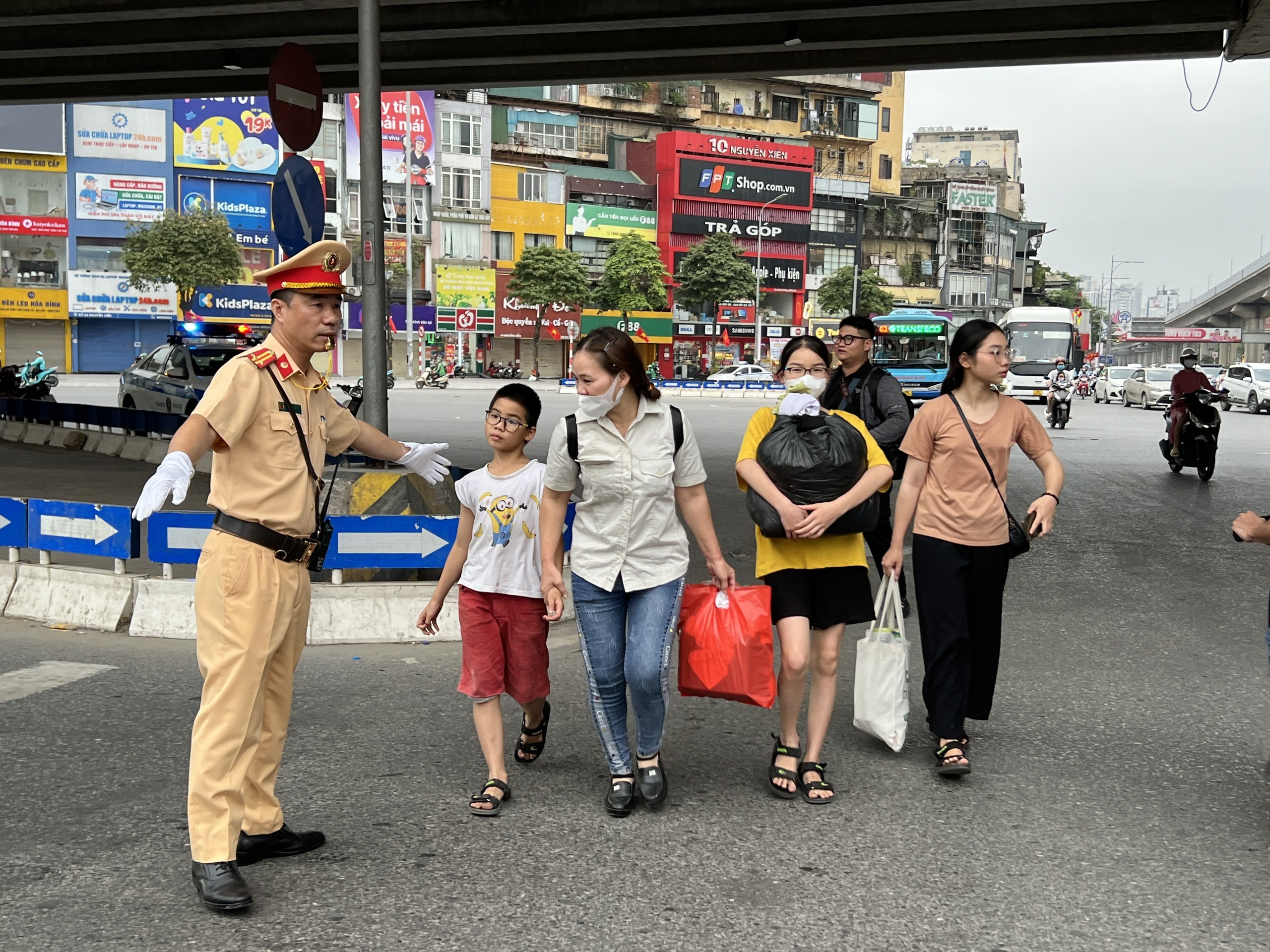 7 điểm mới của Luật Trật tự, ATGT đường bộ được Quốc hội xem xét, thông qua- Ảnh 1.