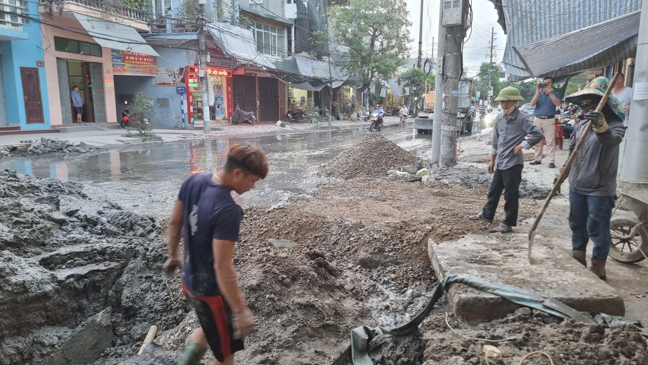 Thái Bình: Phát hoảng vì công trường dự án chỉnh trang đô thị thi công ẩu- Ảnh 4.