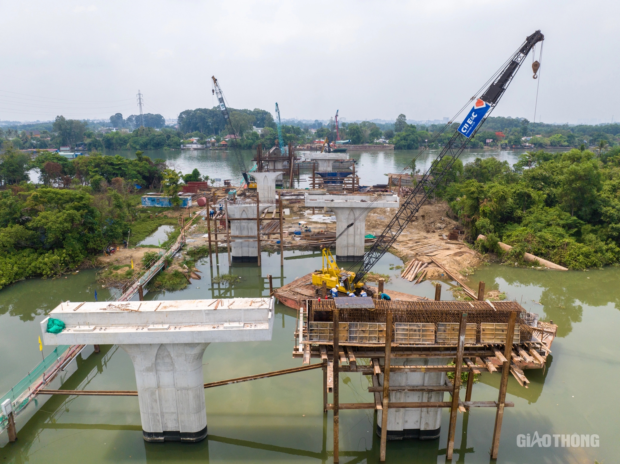 Đồng Nai: Vướng mặt bằng, cầu Thống Nhất chưa chốt ngày về đích- Ảnh 1.