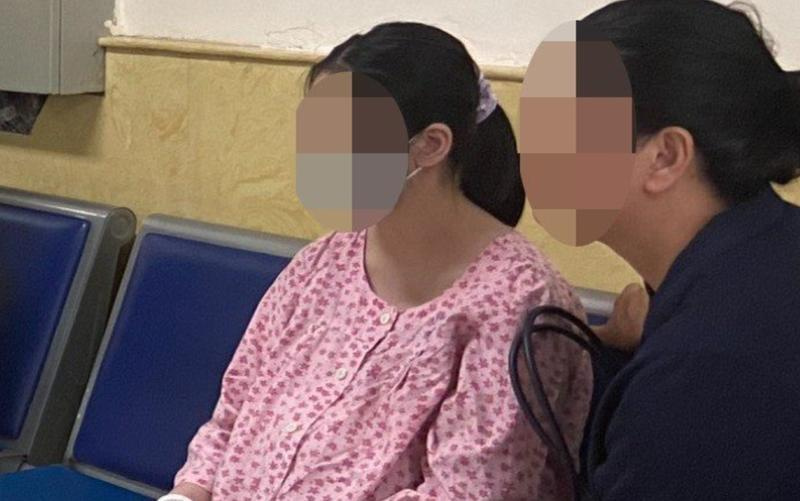 Bất ngờ kết quả ADN con của bé gái 12 tuổi bị hiếp dâm ở Hà Nội- Ảnh 1.